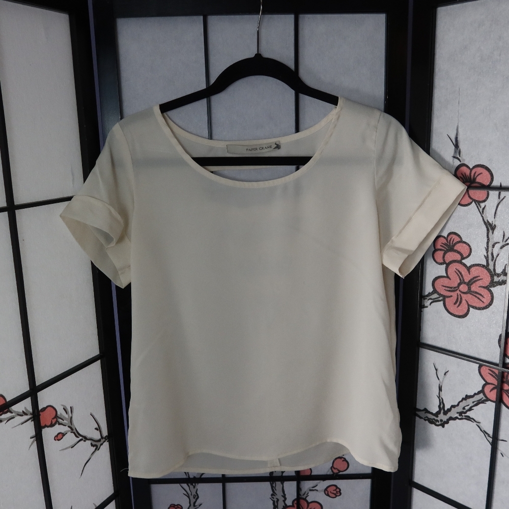 Paper Crane Elegant Cream Blouse Size Medium